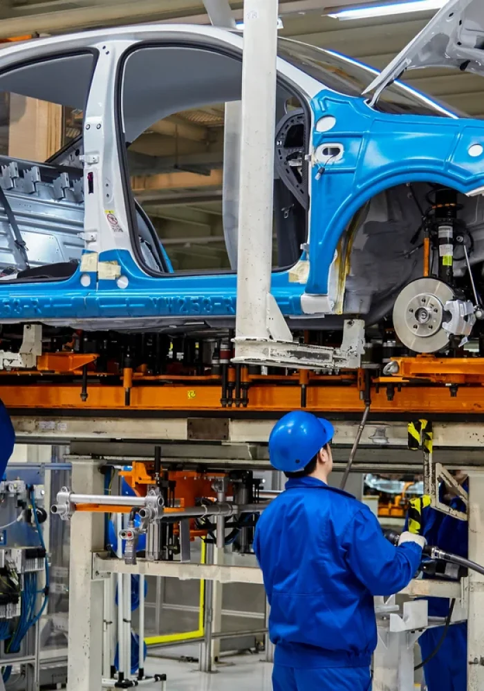 montadora-fabrica-automoveis-carros-shutterstock